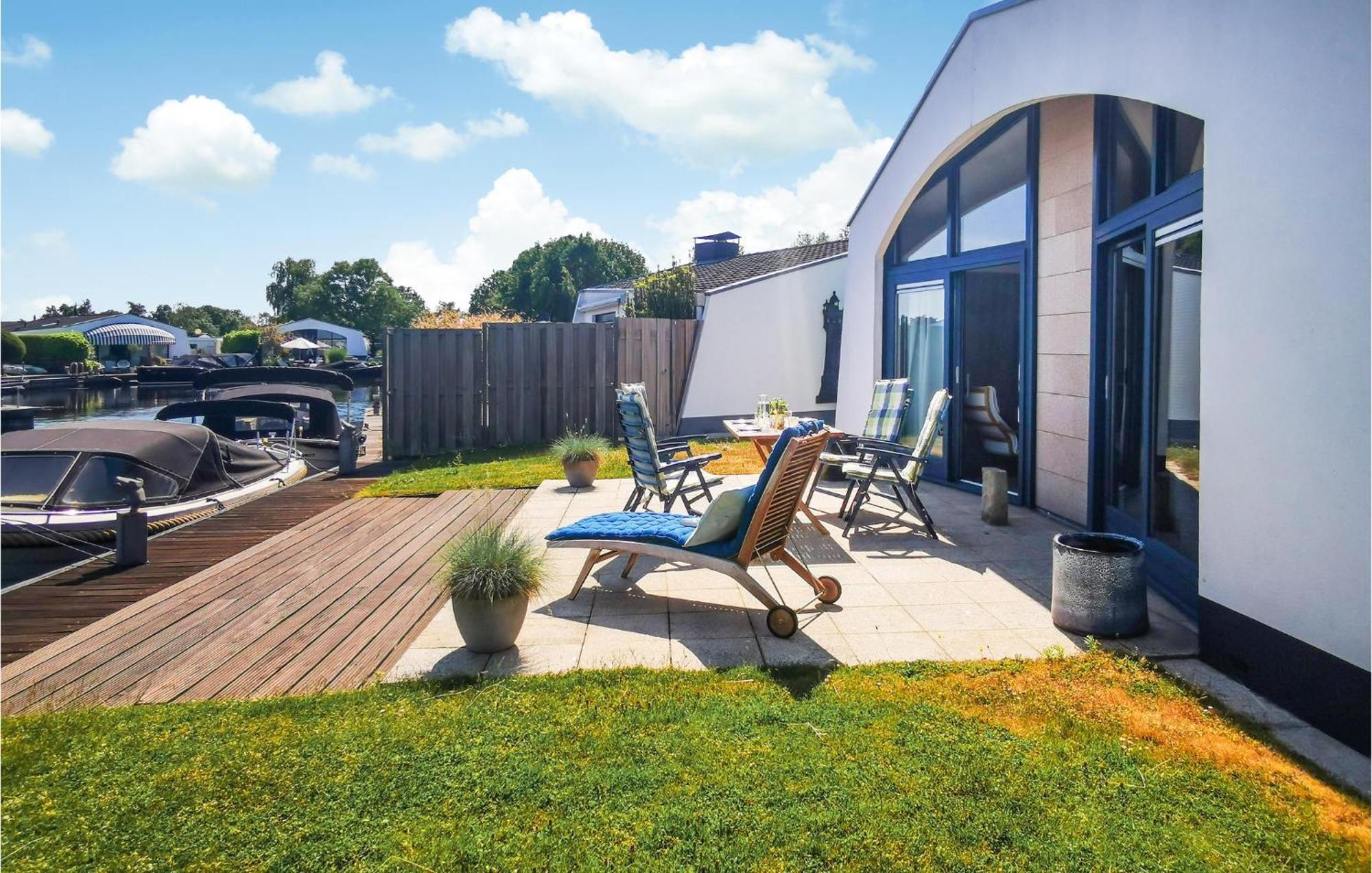 2 Bedroom Gorgeous Home In Lemmer Buitenkant foto